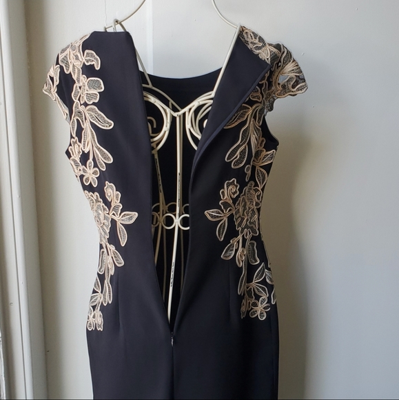 Kunling Dress - Picture 12 of 15